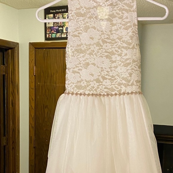 Girl’s Formal Dress - Size 7 - Picture 3 of 4